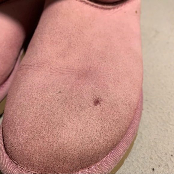 UGG Australia Sheepskin Classic Short Light Pink Boots Size 4 - Picture 11 of 11